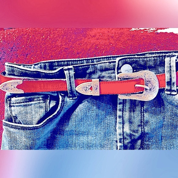 Vintage Red Snakeskin style leather belt hand made in Texas by Circle of Yoakum - Picture 3 of 12